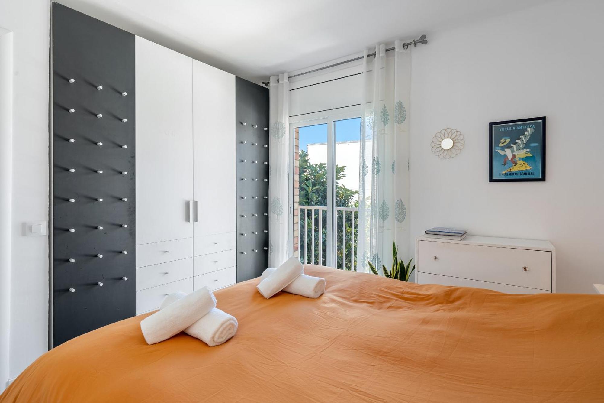 Hauzify I Apartament Zulu Cubelles Exteriör bild